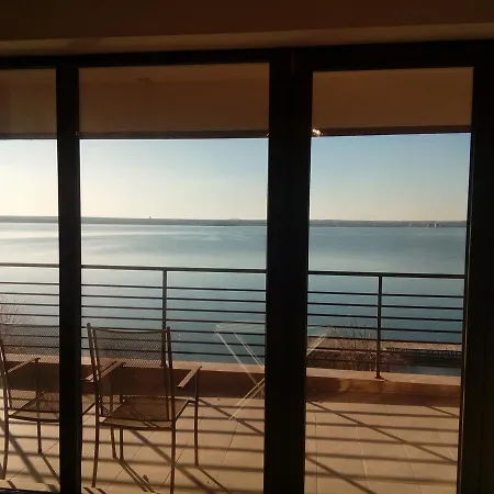 Green Lake 13 * Mamaia